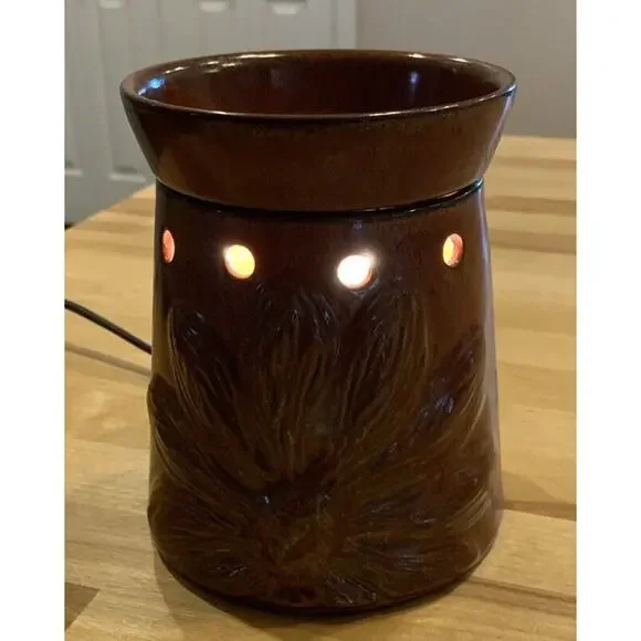 Boho Chic Full Size Scentsy Wax Warmer Bronze/ Brick Red Color Retired - Picture 1 of 10